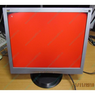 Монитор 19" ViewSonic VA903 с дефектом изображения (битые пиксели по углам) - Тула.